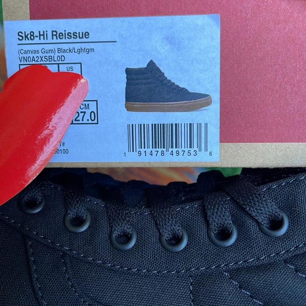 Vans WMNS Sk8-Hi Reissue (Canvas Gum) Black/Lghtgm
VN0A2XSBL0D
Sneakers - Picture 16 of 16